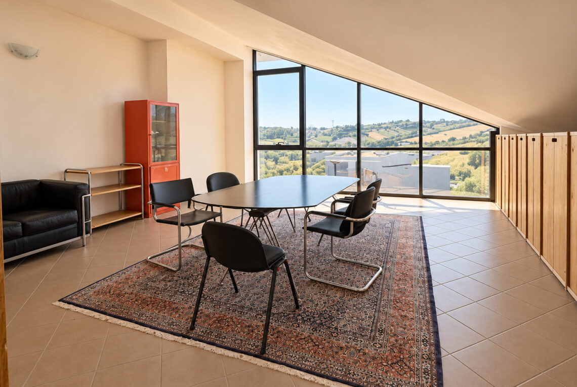 ufficio-falciano-stanza1