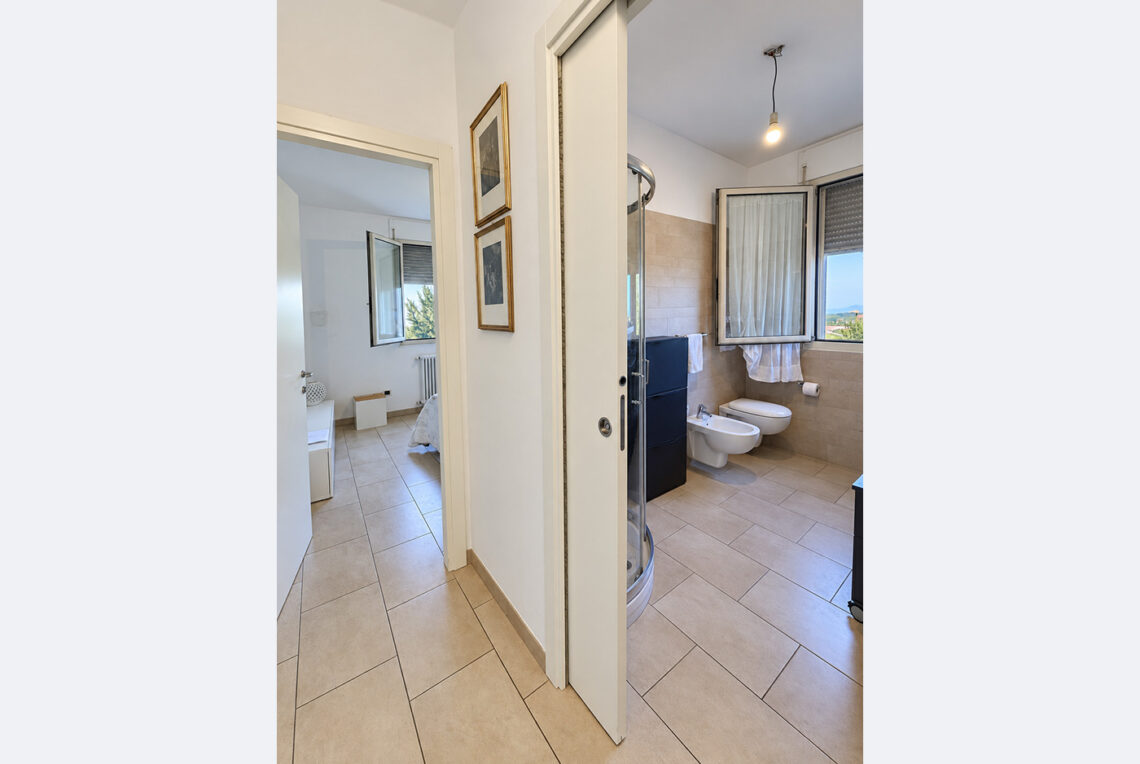 380R-scorcio-camera-bagno