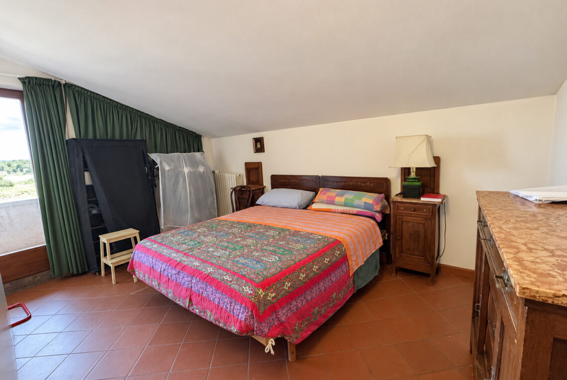 679R-borgo-maggiore-casa1400-camera21