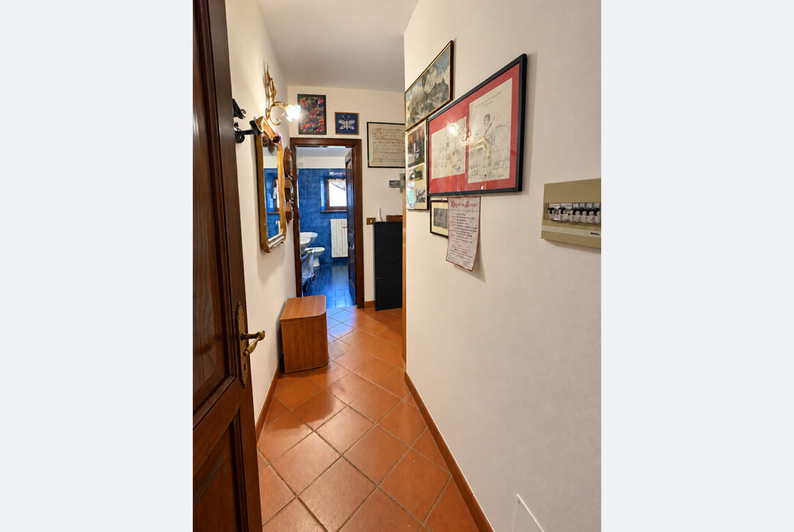 679R-borgo-maggiore-casa1400-disimpegno0