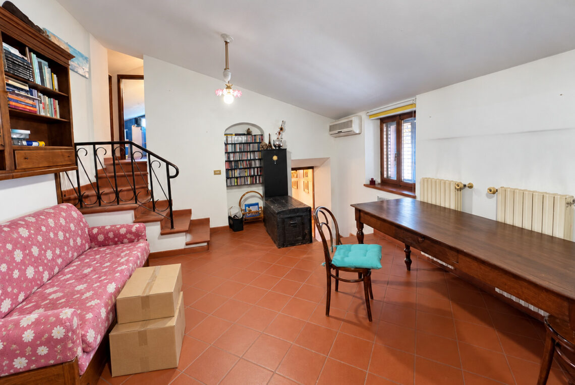 679R-borgo-maggiore-casa1400-tavernetta